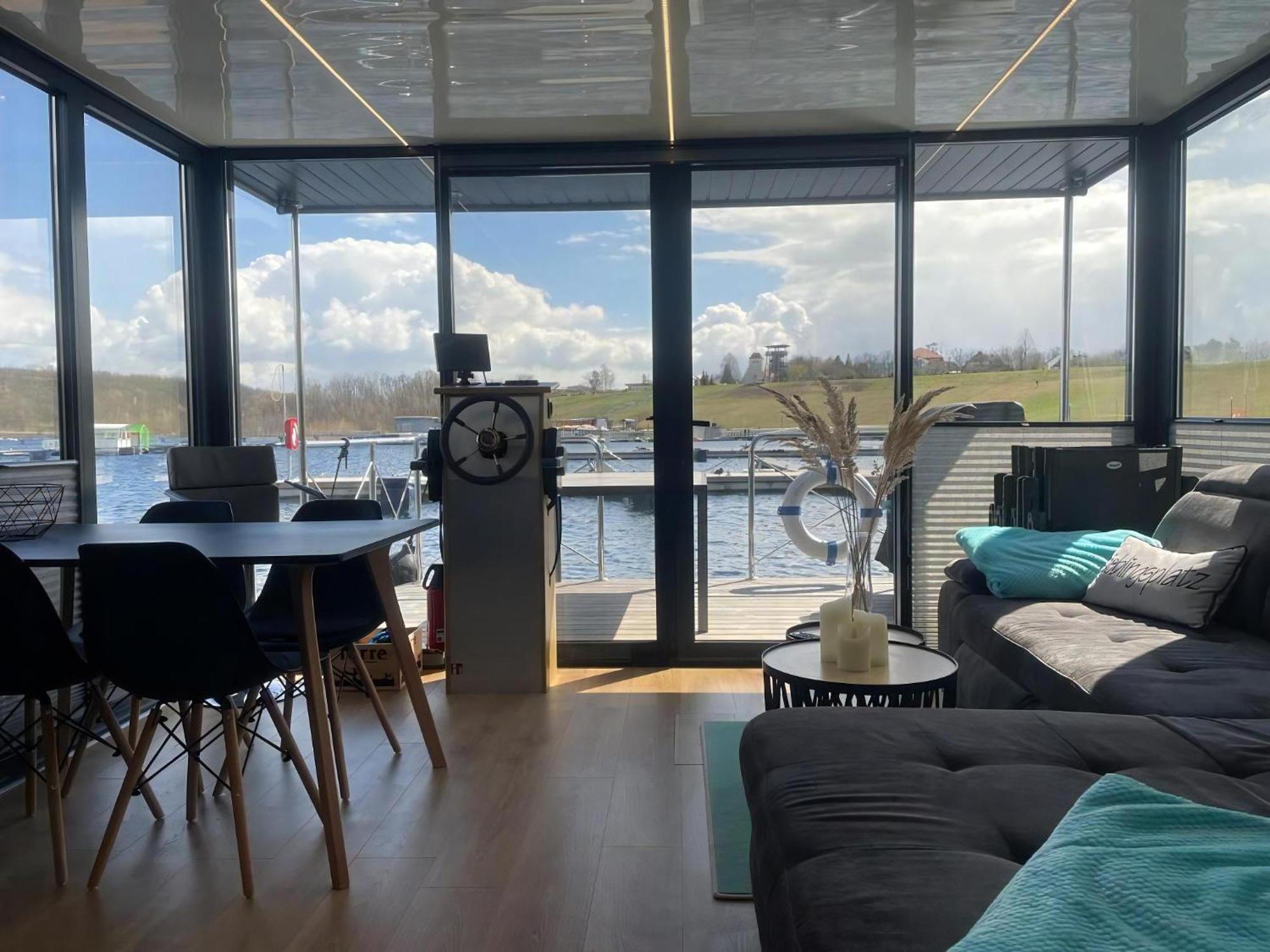 Hausboot Schiff Fuer 4 Personen Ca, 33 M Sup2 In Braunsbedra, Sachsen Anhalt Halle Saale Unstrut Region Экстерьер фото